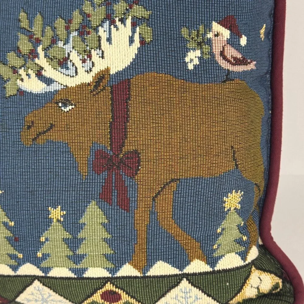 Newport Christmas Tapestry Pillow Moose Winter Holiday Cabin Snow Home Decor EUC